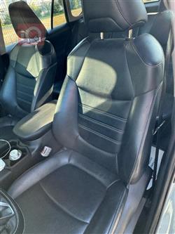 تۆیۆتا ڕاڤ 4